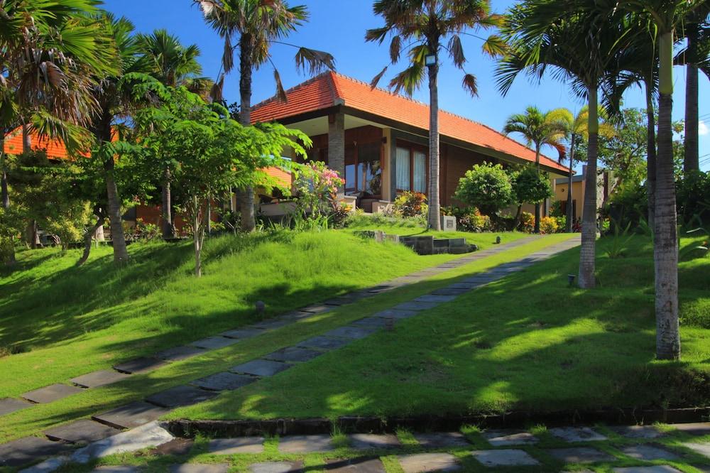 Amarta Beach Retreat By Nakula Tabanan  Exterior photo