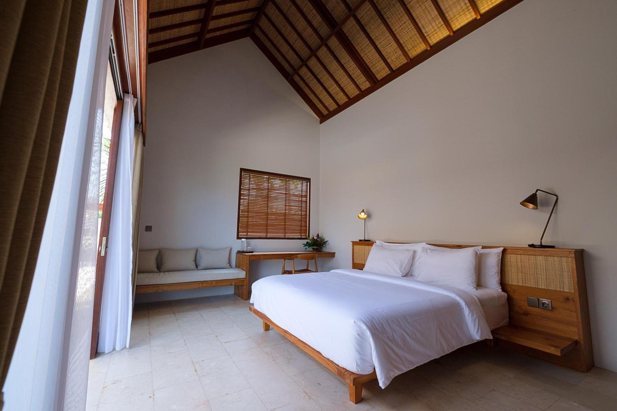 Amarta Beach Retreat By Nakula Tabanan  Room photo